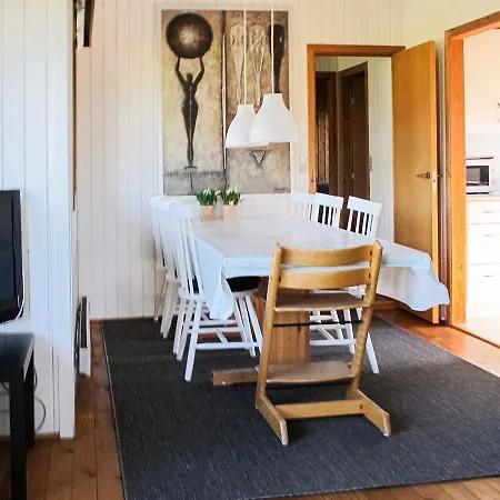 Casa vacanze 6 Person In Str By *